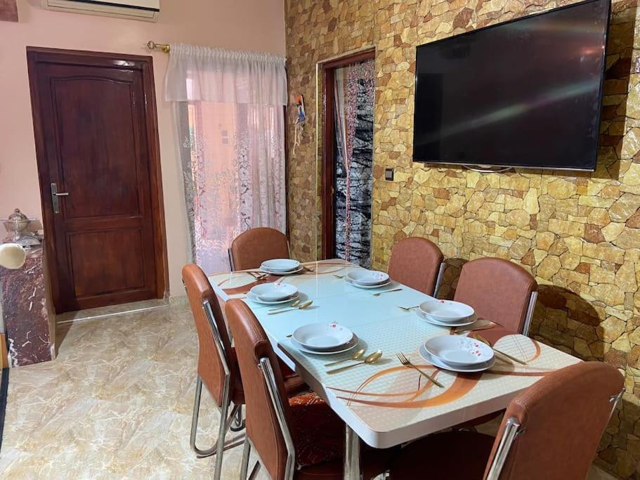 Private House, 2rooms, Garden, 2min From The Appartement *